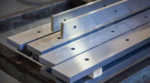 GİLOTİN QAYÇILAR ÜÇÜN BIÇAQLAR